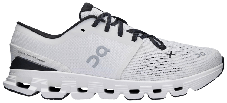 ON Wmns Cloud X 4 Ivory Black