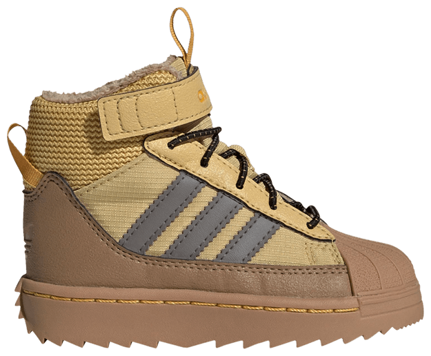 trek sneaker boot