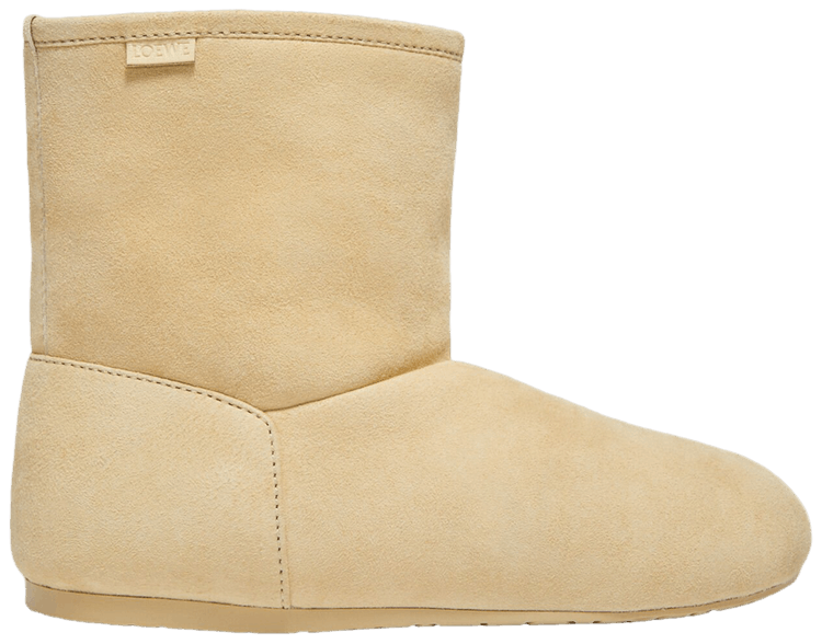 Loewe Wmns Lago Boot Medium Concealer