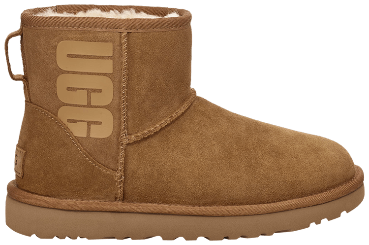 UGG Wmns Classic Mini Rubber Logo   Chestnut
