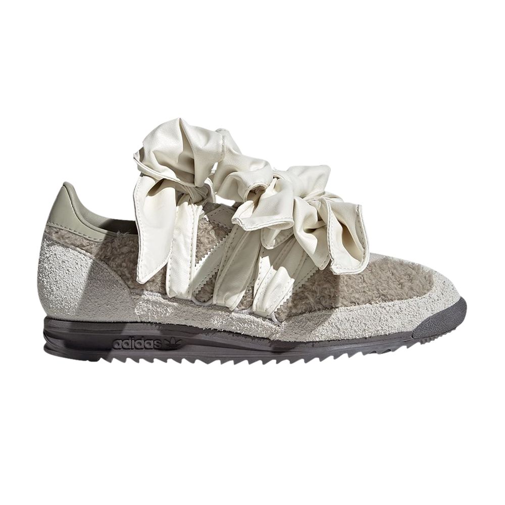 Pre-owned Adidas Originals Caroline Hu X Wmns Sl72 Og 'grey Off White' In Cream