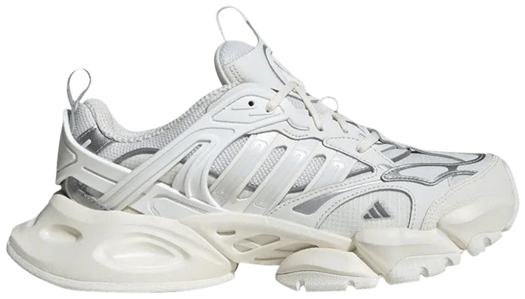 人気新品入荷 Buy XLG GOAT | IH7795 - Metallic' Silver 'White Deluxe Runner 靴