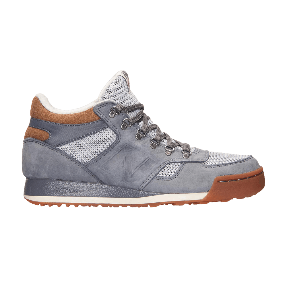 New balance shop offers 710 grey
