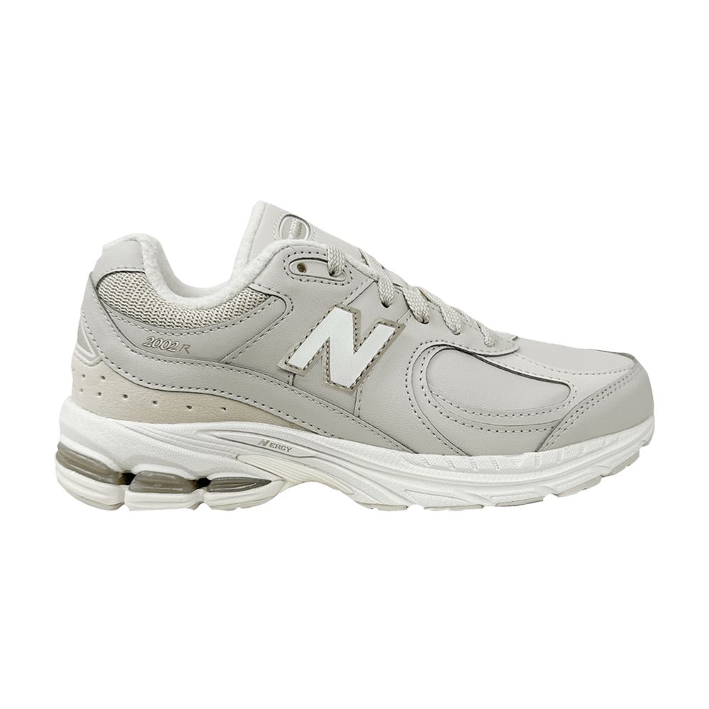 Pre-owned New Balance 2002r Big Kid Wide 'beige Fleece Lined' | Cream | Kid's Size 4
