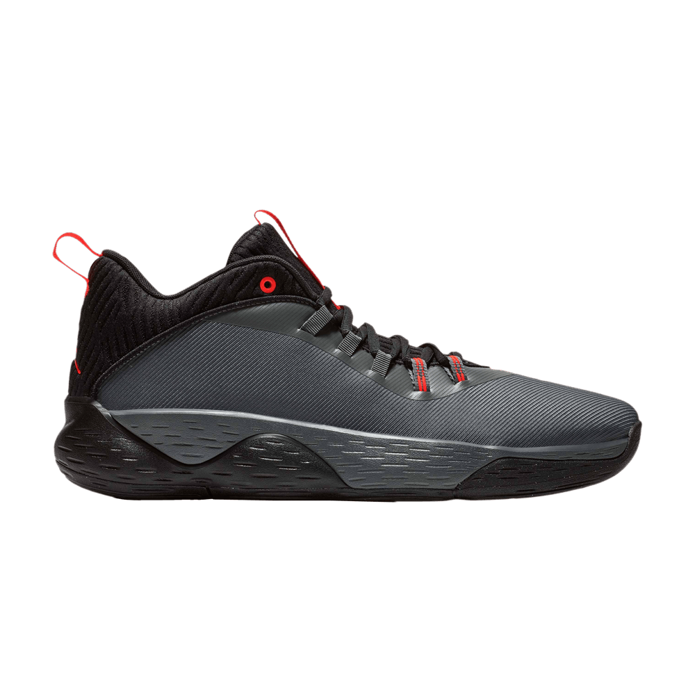 new release mens basketball shoes