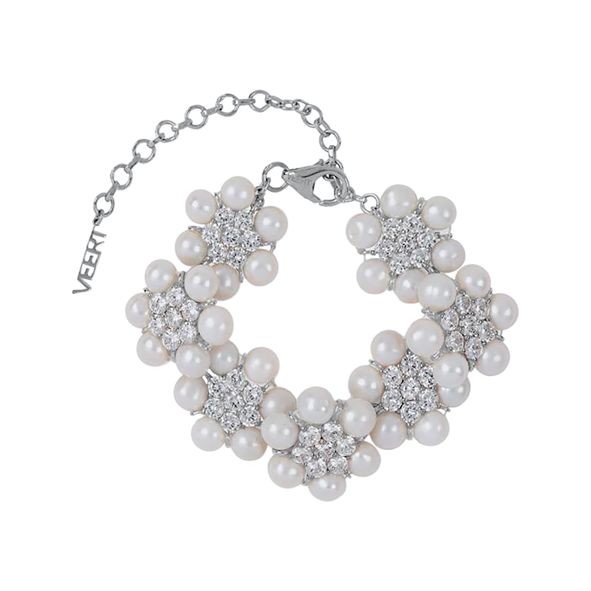 Pre-owned Veert The 42 Pearl Clear Flower Bracelet 'white Gold/pearl' | Men's Size Onesize