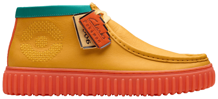 Pokemon x Clarks Torhill Explore Endgame Pack   Charizard