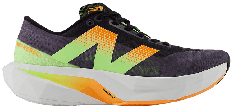 New Balance Wmns FuelCell Rebel v4 Wide Black White Peach