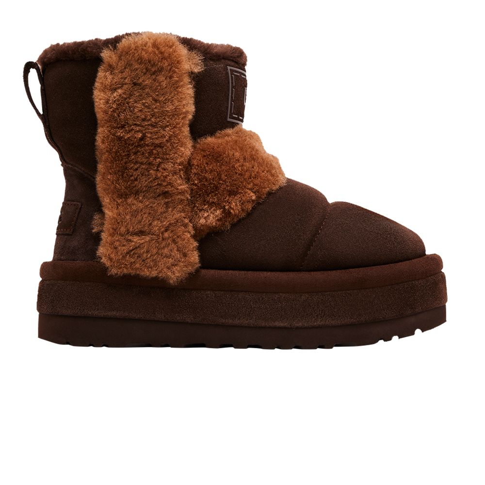 Pre-owned Ugg Wmns Classic Chillapeak Boot 'burnt Cedar' In Brown