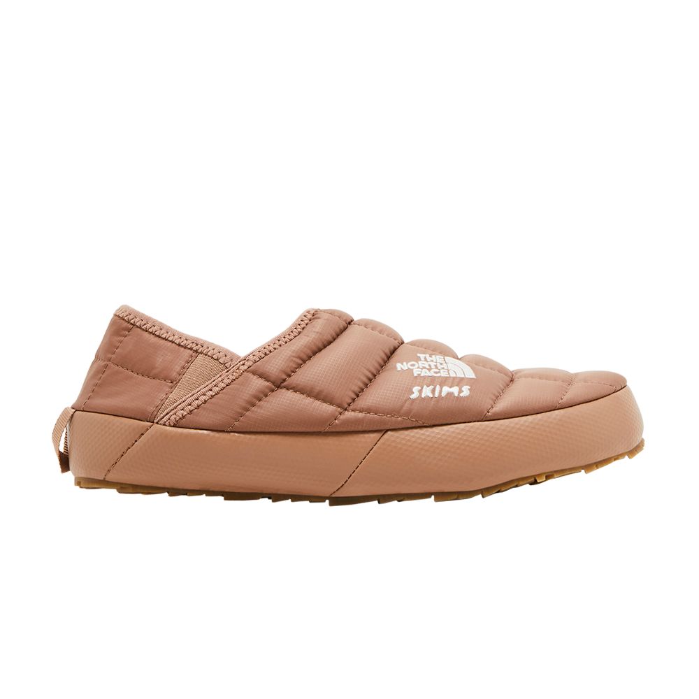 Pre-owned The North Face Skims X Wmns Thermoball Traction Mule 5 'sienna'