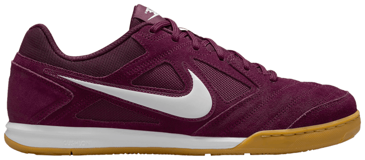 gato♡ Men's Nike Gato Casual Shoes | Finish Line