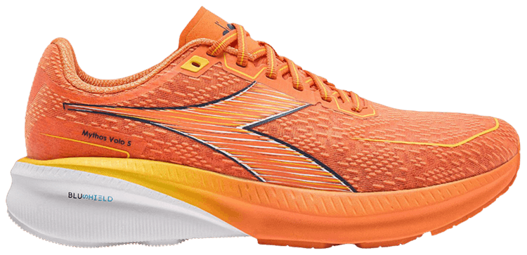 Diadora Mythos Blushield Volo 5 Nectarine