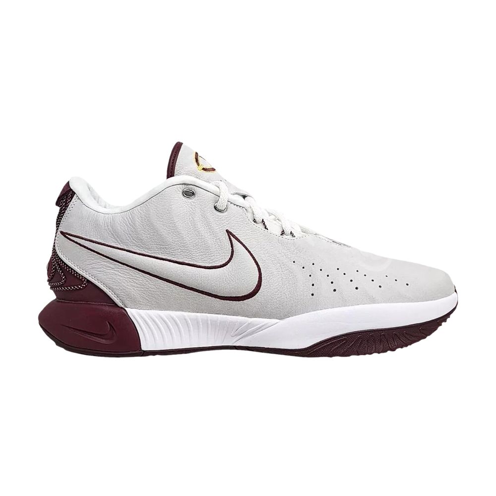 Nike LeBron 21 'Christ the King' PE | White | Men's Size 13 - HJ0539661-428I-LN4