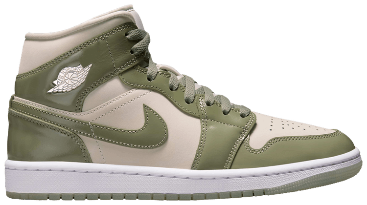 シャワーズv SA SR Venusaur & Snivy GX - 001/064 - SM11a: Remix Bout - Pokemon