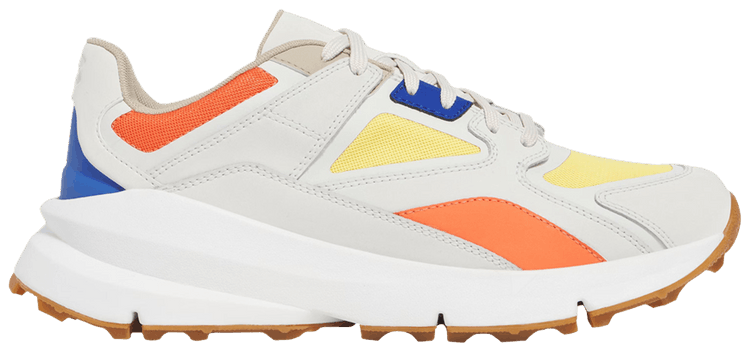 Under Armour Forge 96 Moving Day