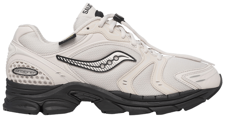 スニーカー SAUCONY \