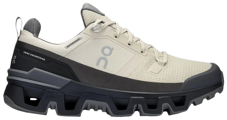 ON Wmns Cloudwander Waterproof Sand Black