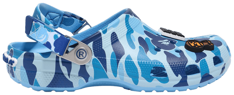 A BATHING APE × Crocs Clog 