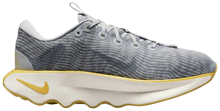 Nike Motiva Light Smoke Grey Saturn Gold