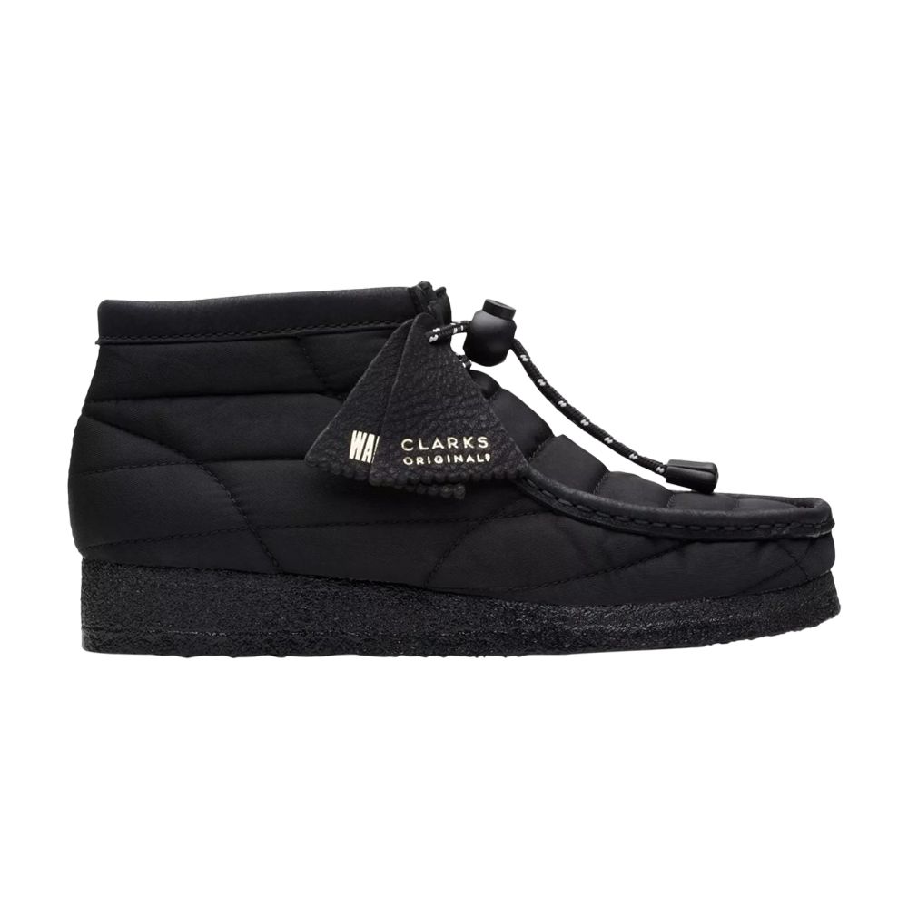 Pre-owned Clarks Wmns Wallabee Boot 'black Quilted' | Women's Size 7.5