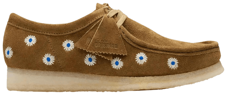 Clarks Wallabee Dark Olive Floral Embroidery