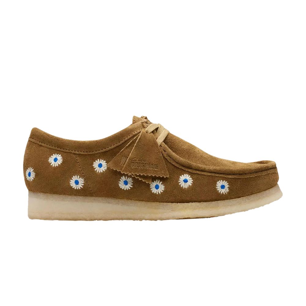 Clarks Wallabee 'Dark Olive Floral Embroidery' | Green | Men's Size 13 - 261-75852
