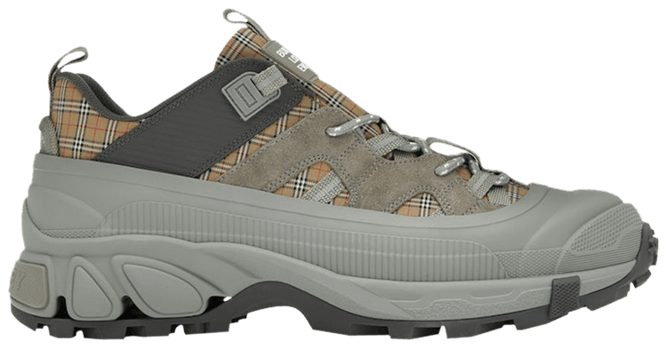 Burberry Arthur White Grey Check