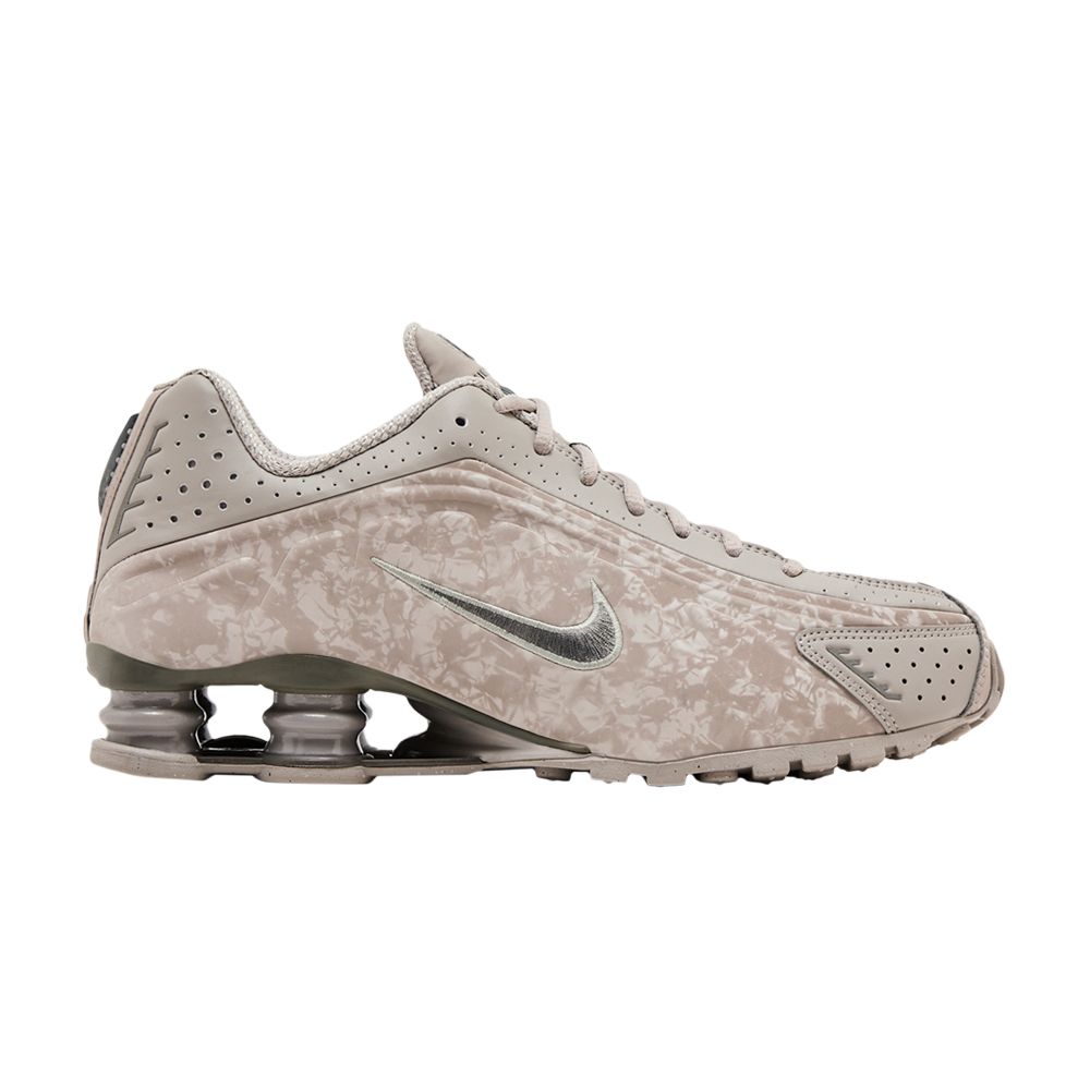 Pre-owned Nike Wmns Shox R4 'flat Pewter Floral' | Grey | Women's Size 7.5