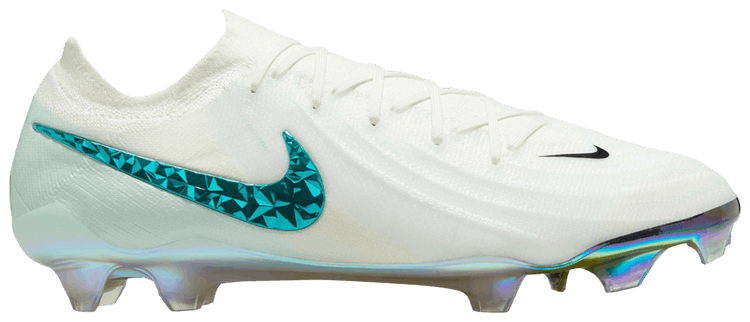 Nike Phantom GX 2 Elite LV8 FG Low-Top Soccer Cleats. Nike.com