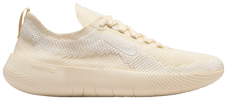 Nike Wmns Free 2025 Coconut Milk