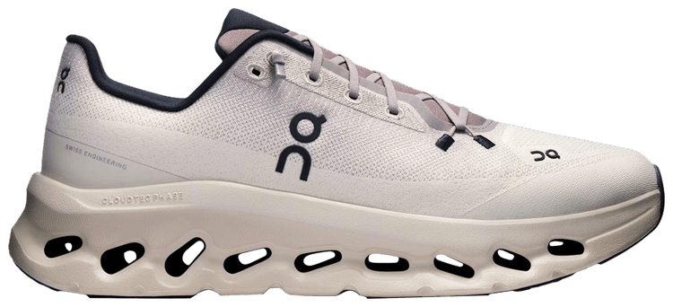 ON Cloudtilt Cinder Sand