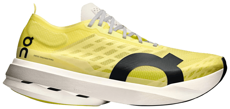 ON Cloudboom Strike Limelight Wolf