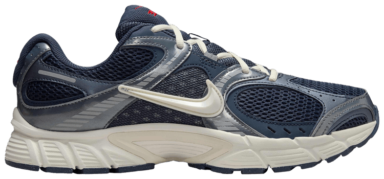 Nike V5 RNR Independence Day Pack