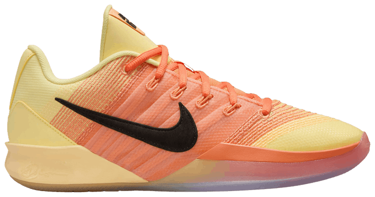 sabrina 　3 Sabrina 3 'Bring the Heat' Basketball Shoes. Nike CA