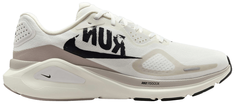 Nike Structure 26 Run Pack