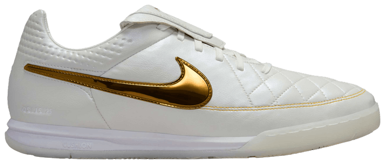 Ronaldinho x Nike Tiempo Legend Touch of Gold