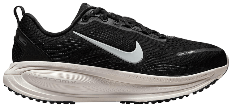 Nike Wmns Vomero 18 Extra Wide Black Coconut Milk