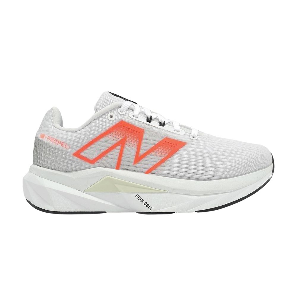 New Balance Wmns Fuelcell Propel v5 Wide 'White Orange' | Women's Size 7.5 - WFCPRCY5D