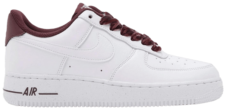 Nike Wmns Air Force 1 Low 07 White Burgundy Crush