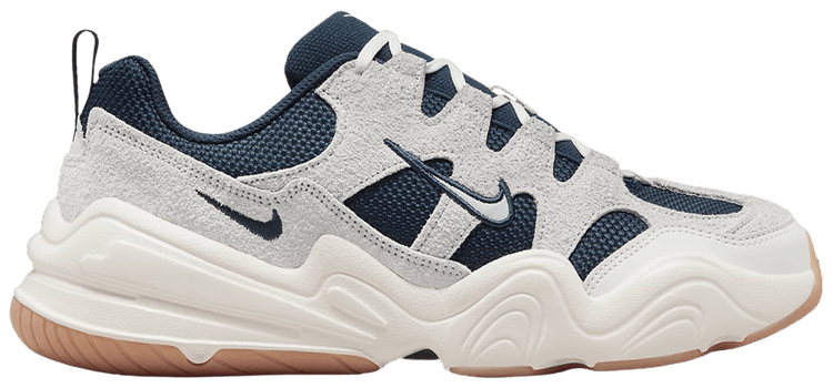 Nike Wmns Tech Hera PhantomArmory NavySailFootball Grey