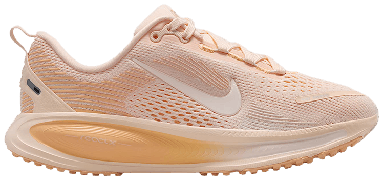 Nike Vomero 18 GS Guava IceOrange ChalkSail