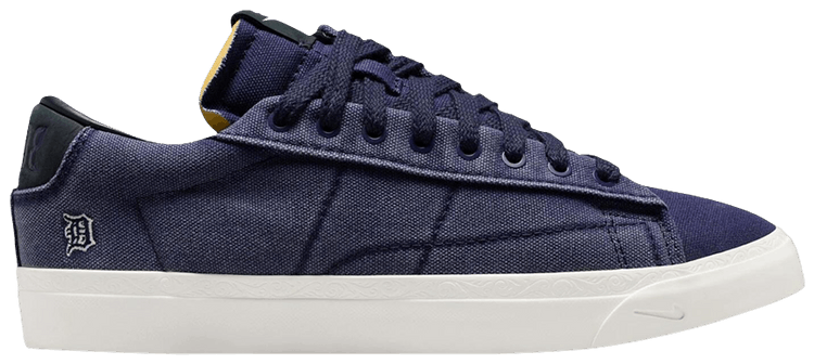 Devin Booker x Nike Blazer Low Detroit Tigers Pack   College Navy