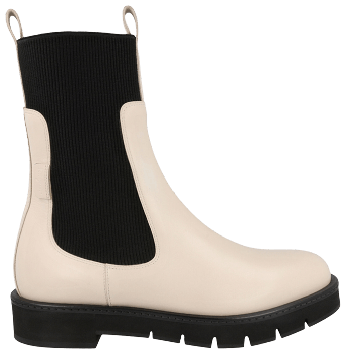 Wmns Ferragamo Rook Chelsea Boot White