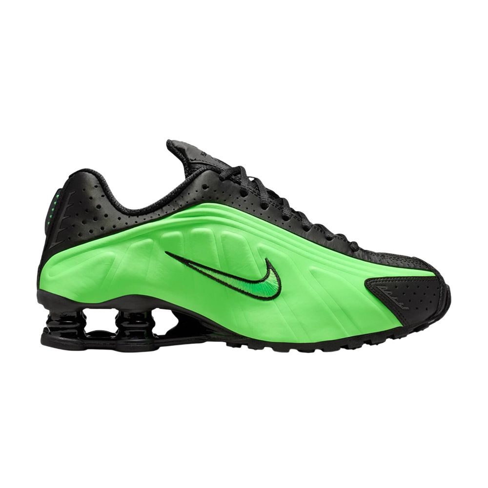 Nike Wmns Shox R4 'Black Voltage Green' | Men's Size 9 - AR3565-013