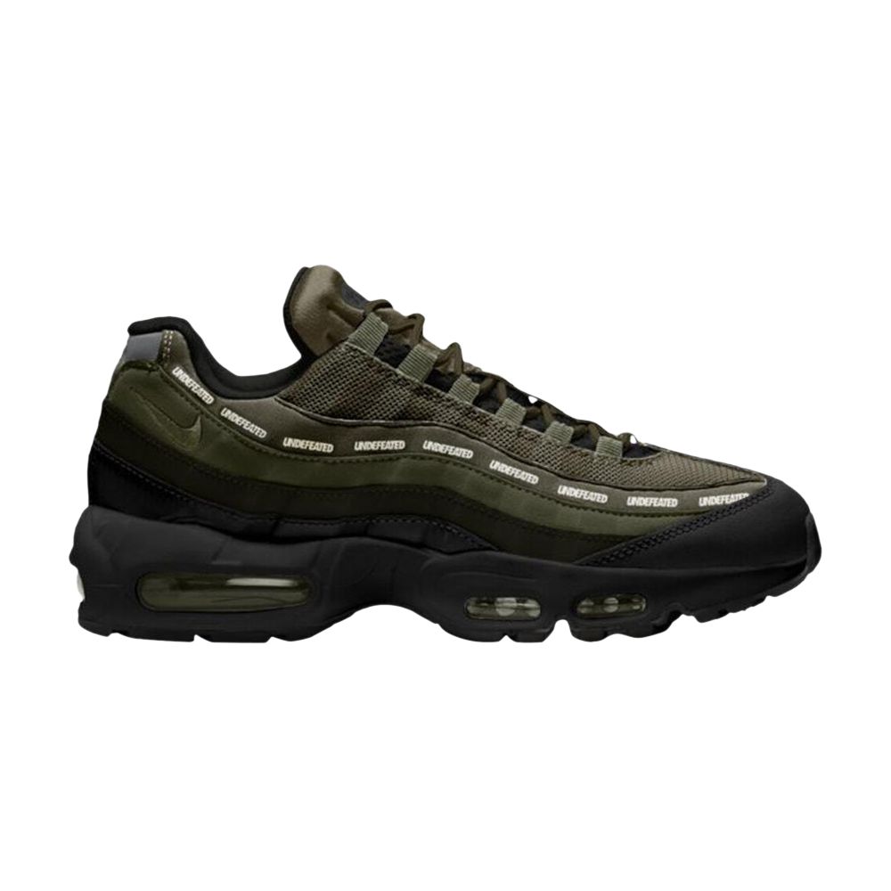 Undefeated x Nike Air Max 95 'Medium Olive' | Green | Men's Size 7.5 - IB4523-200