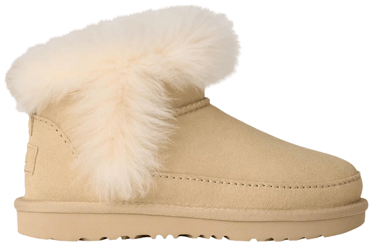 UGG Classic Ultra Mini Chalet Boot Kids Sandcastle