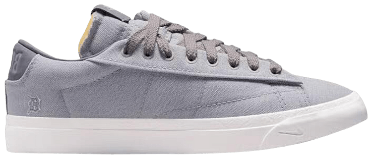 Devin Booker x Nike Blazer Low Pearl Grey