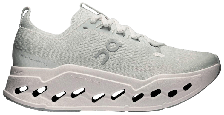ON Wmns Cloudsurfer Max Iceberg Ivory