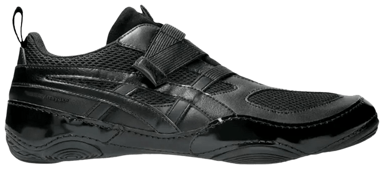 Issey Miyake x ASICS Hyper Taping Black