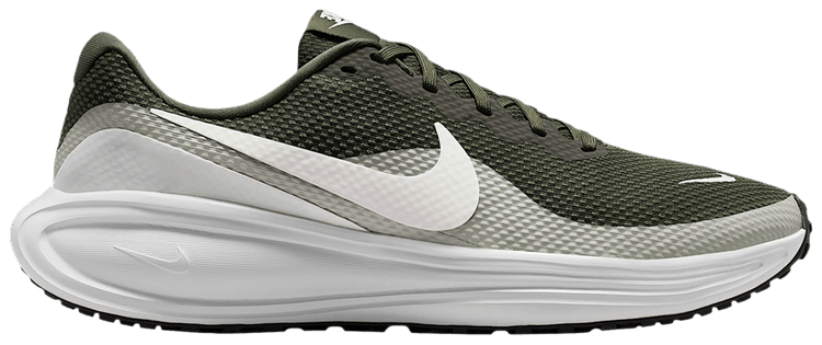 Nike Revolution 8 Cargo Khaki